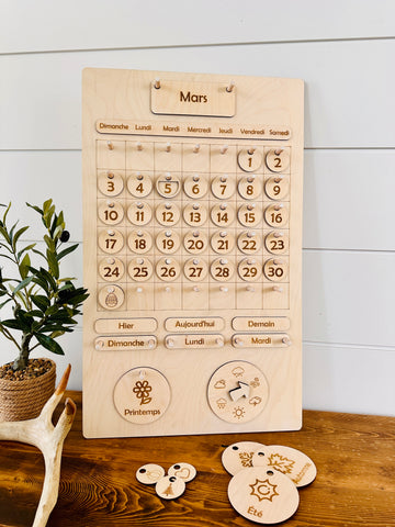 Calendrier montessori en bois