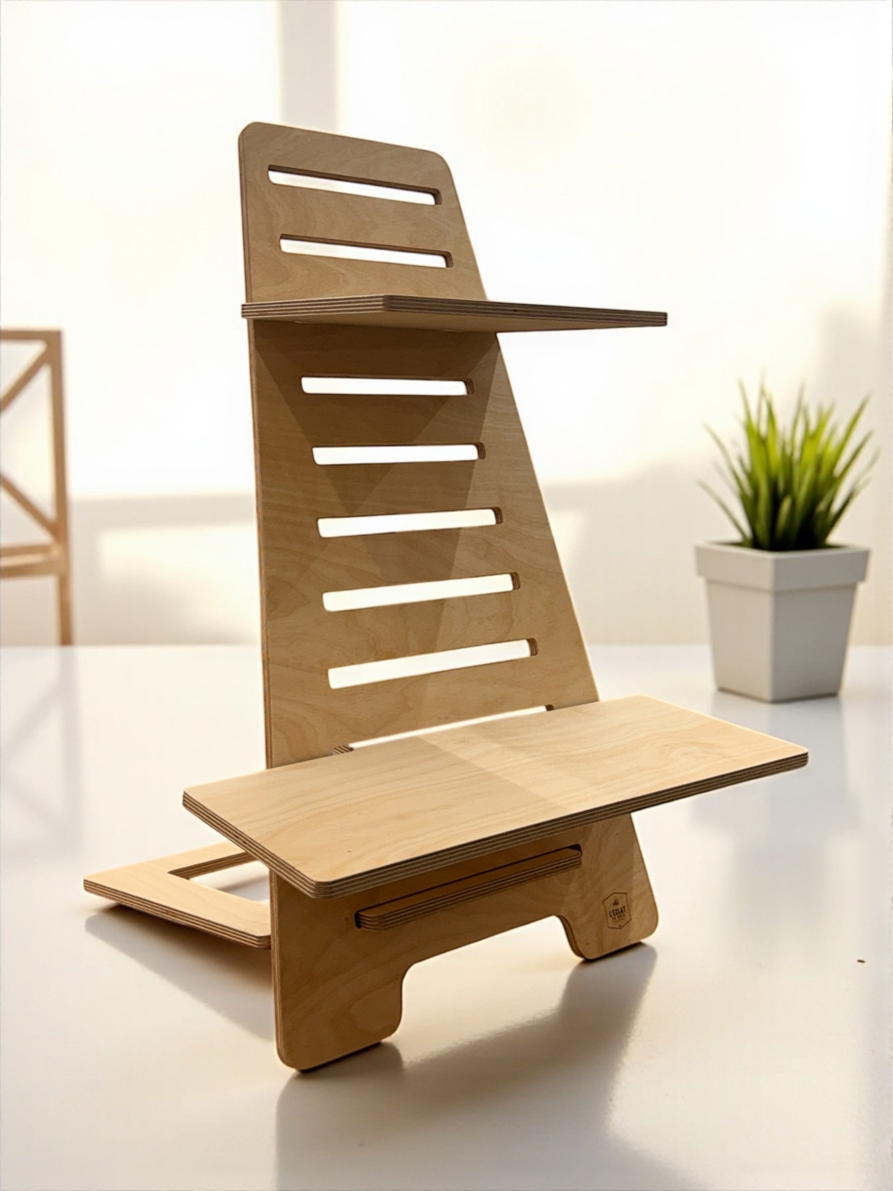 La station de travail en bois assis-debout