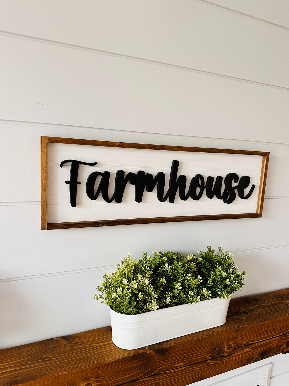 Cadre Farmhouse