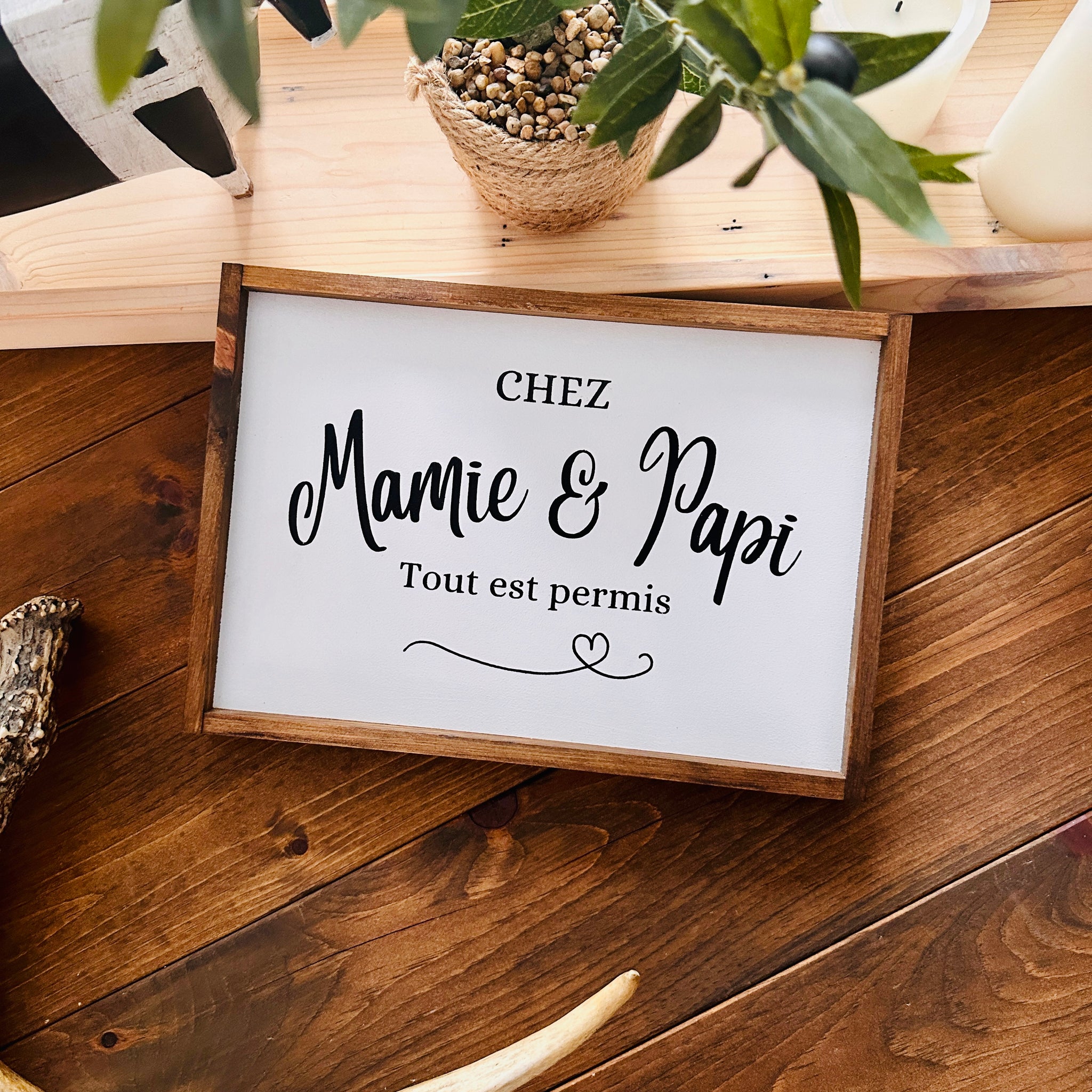 Cadre "Chez mamie et papi tout est permis”